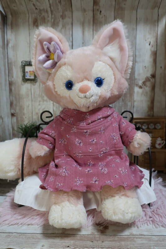 ピンク小花　リーナベルＳサイズコスチューム　縫いぐるみのお洋服　ハンドメイド　パーカー風ワンピース