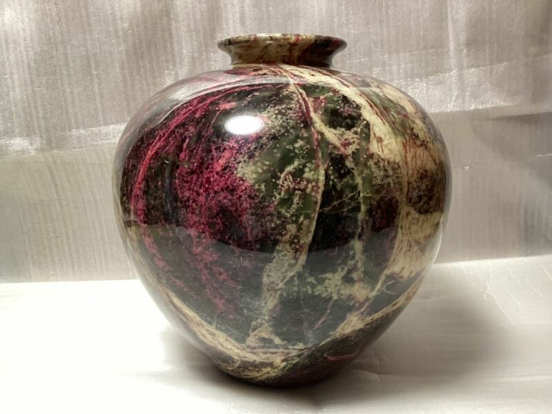 花瓶　壺　色彩鮮やか　ストーン　華道　花器　天然石　自然石　インテリア　オブジェ　花入れ　飾り壺　茶道具