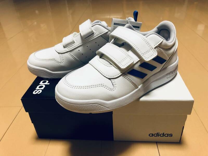 ●○ 新品 adidas アディダス ADIVECTOR C アディベクター C EF1096 ジュニア ランニングシューズ スニーカー マジックテープ 20cm 青 ○●