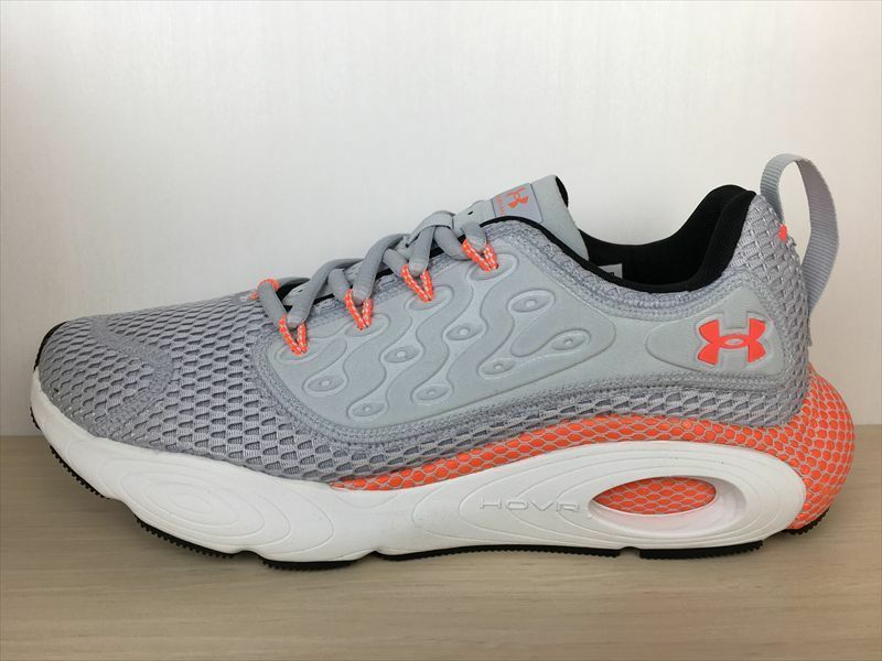 UNDER ARMOUR（アンダーアーマー） HOVR Revenant（ホバーレベナント） 3024371-103 スニーカー 靴 メンズ 28,0cm 新品 (1337)