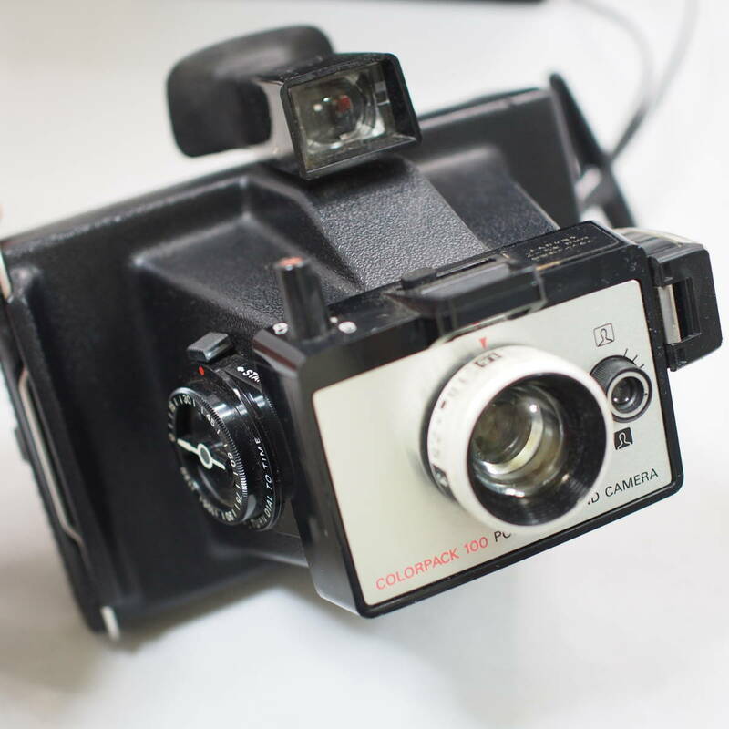 Polaroid ポラロイド　POLAROID LAND CAMERA COLORPACK 100　レトロカメラ　アンティークカメラ　中古　現状品　ケース付き