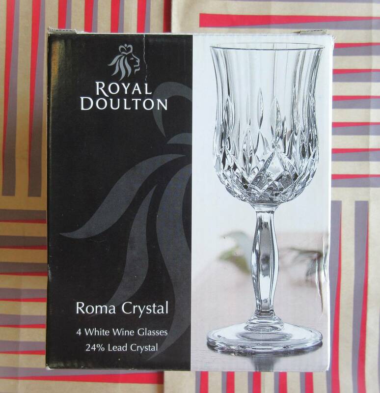 ロイヤルドルトン　ワイングラス　４客　未使用　おまけつけて再出品　HOYA 2客　洋食器　英国王室御用達ブランド　/　4,000円均一セール