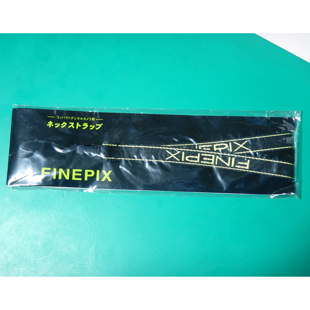 ★ フジフィルム FINEPIX ネックストラップ 新品未使用 非売品 R00329