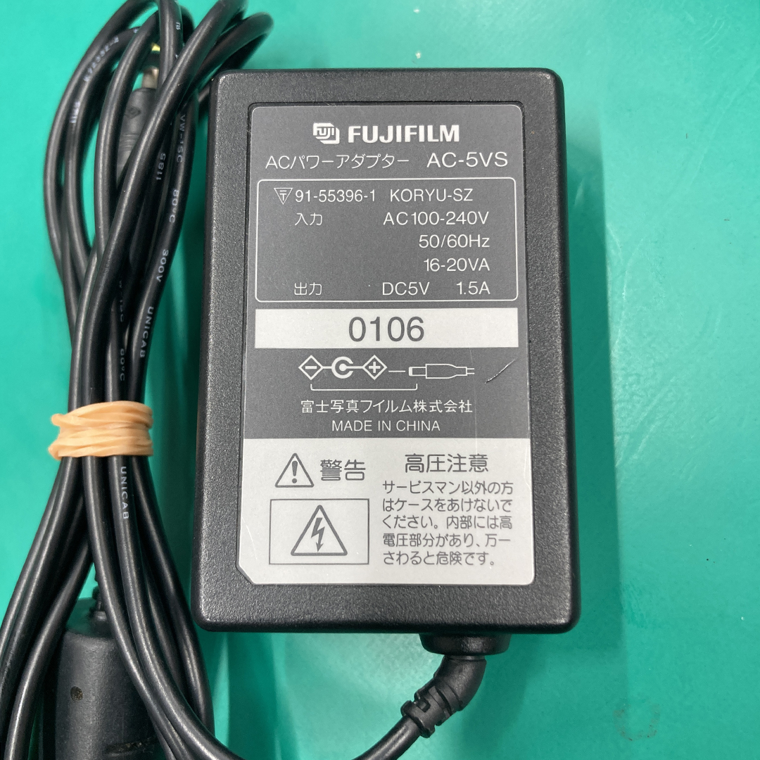 ★ フジフィルム ACパワーアダプター AC-5VS 中古品 R00400
