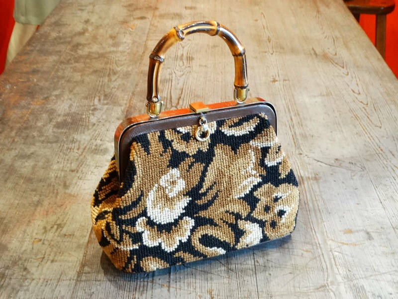 ★60s USA Vintage flower pattern carpet handbag