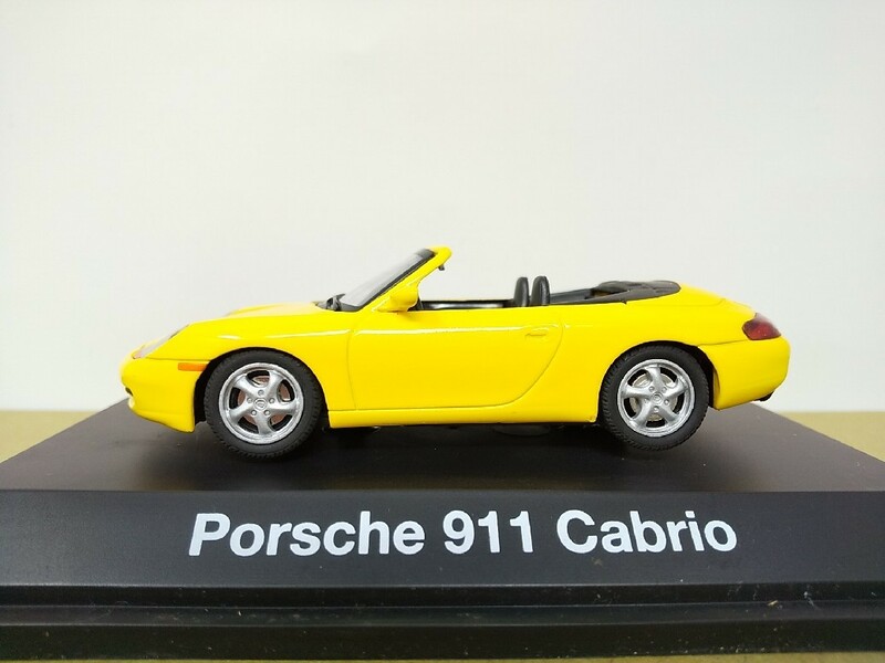■ Schucoシュコー製『1/43 Porsche 911 Cabrio イエロー ポルシェ モデルミニカー』