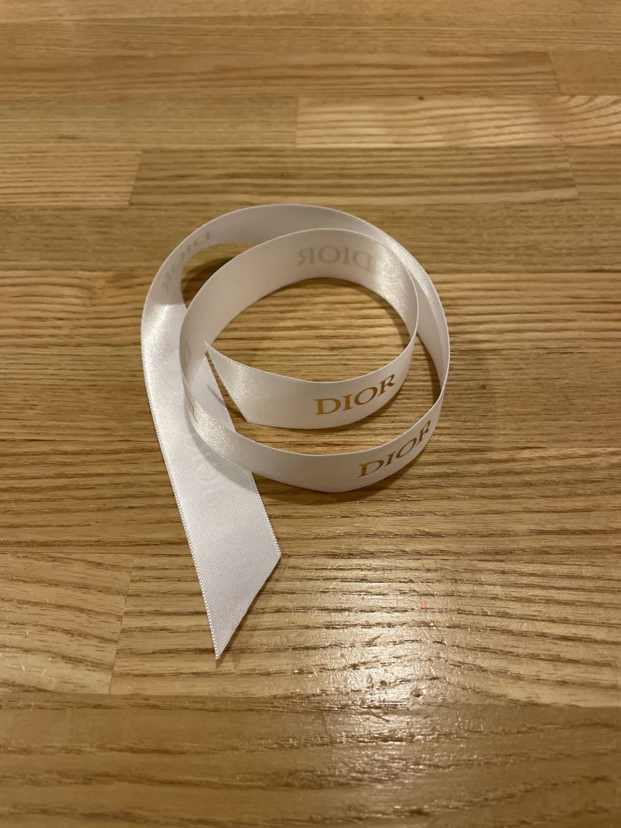 Dior リボン