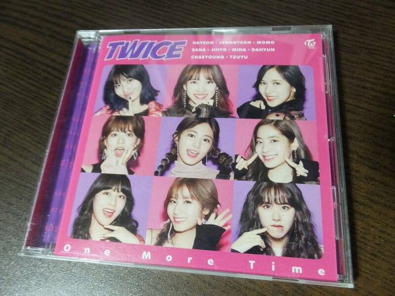 TWICE / One More Time