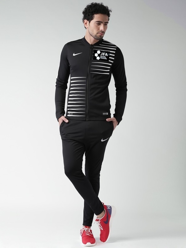 ★NIKE DRI-FIT ACADEMY GPX ニットトラックスーツ　Ｍサイズ　新品★