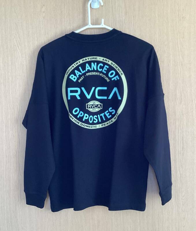RVCA　ルーカ　ロングスリーブ　長袖　Tシャツ　ロンT　USサイズXS　日本サイズM　新品未使用　国内正規品　送料無料　ルカ　黒 ブラック