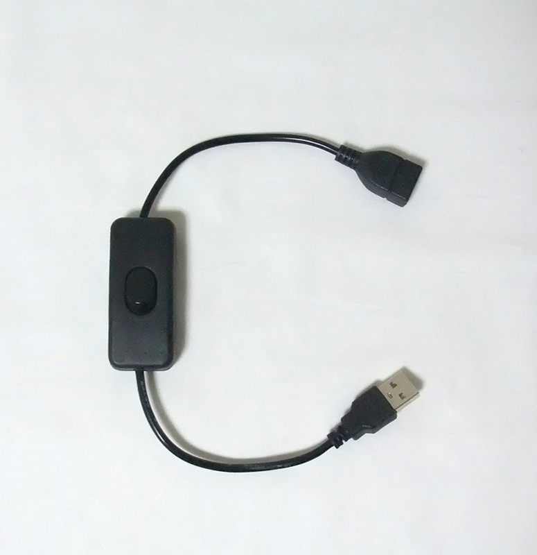 スイッチ付きUSB延長ケーブル32cm（黒色、電源供給用、データ通信不可、新品）