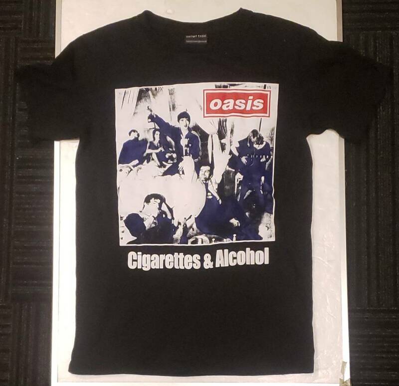 Oasis オアシス　Cigarettes & Alcohol Tシャツ　