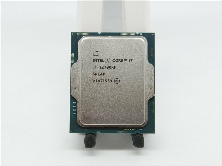 CPU インテルIntel Core I7-12700KF プロセッサー 中古 動作確認済み　送料無料