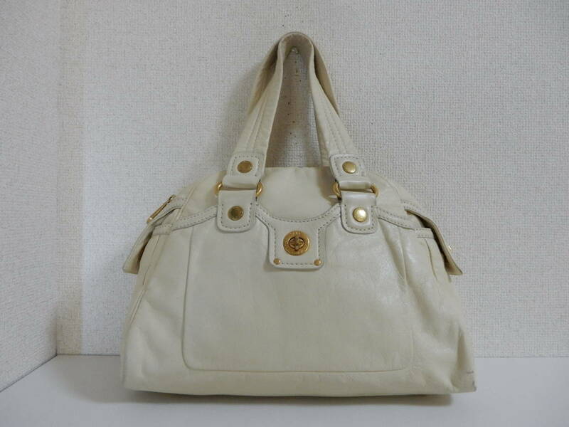 牛革☆MARC BY MARC JACOBS(マークバイマークジェスコブス)☆B5対応☆6ポケット☆肩掛けOK☆レザートートバッグ ライトクリーム