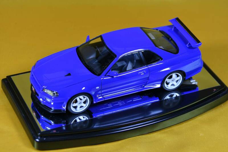 ☆インテリアに如何ですか☆ タミヤ 1/24 ニッサン スカイライン GT-R R34 V=specⅡワンオフ完成模型