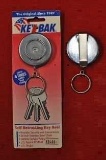 No.88056-50 No.88056-51 Key-Bak 伸縮チエン60cm・裏面にベルト通し付。 Made in USA・ 