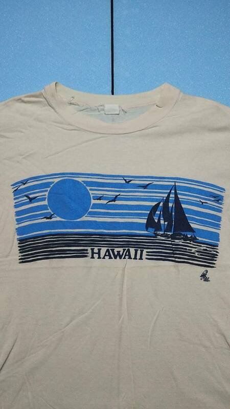 アメリカ古着70-80年代ビンテージHAWAIIプリントTシャツ