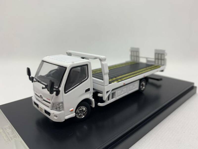 GCD 1/64 日野 HINO 300 Wrecker Truck REVARD ホワイト 積載車 トラック J02-1-015