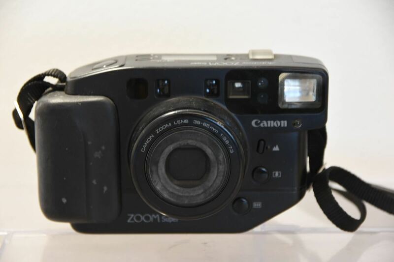 カメラ コンパクトフィルムカメラ Canon キャノン ZOOM Autoboy super 39-85mm F3.6-7.3 Y37