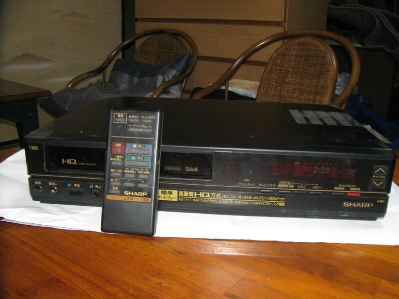 SHARP VIDEO CASSETTE RECORDER ビデオ　カセット　レコーダ