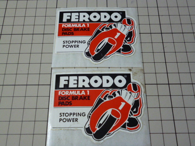 FERODO FORMULA 1 DISC BRAKE PADS ステッカー 2枚 当時物 です(76×58mm) フェロード ブレーキ パッド