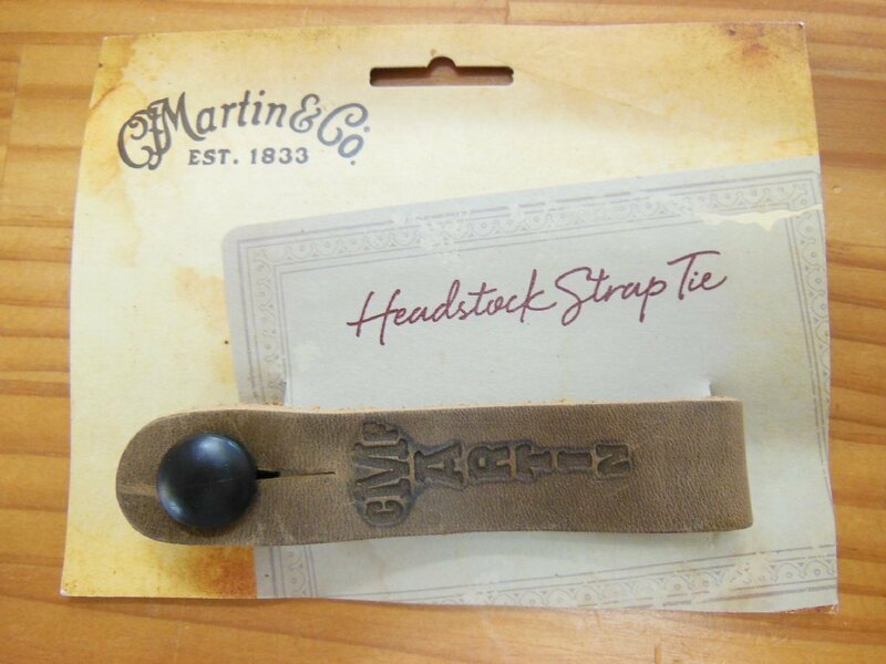 MARTIN STRAP BUTTON Headstock Strap Tie COCOA [18A0089] ギターストラップボタン