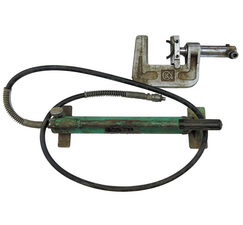 亀倉精機 パイプ圧着機 手動油圧ポンプ EP-700型 ケース付属/ KAMEKURA / パイプ断水機 /領収証可