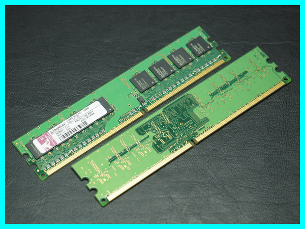 Kingston KWM551-ELG PC2-5300U DDR2-667 512MB 2枚 合計1GB