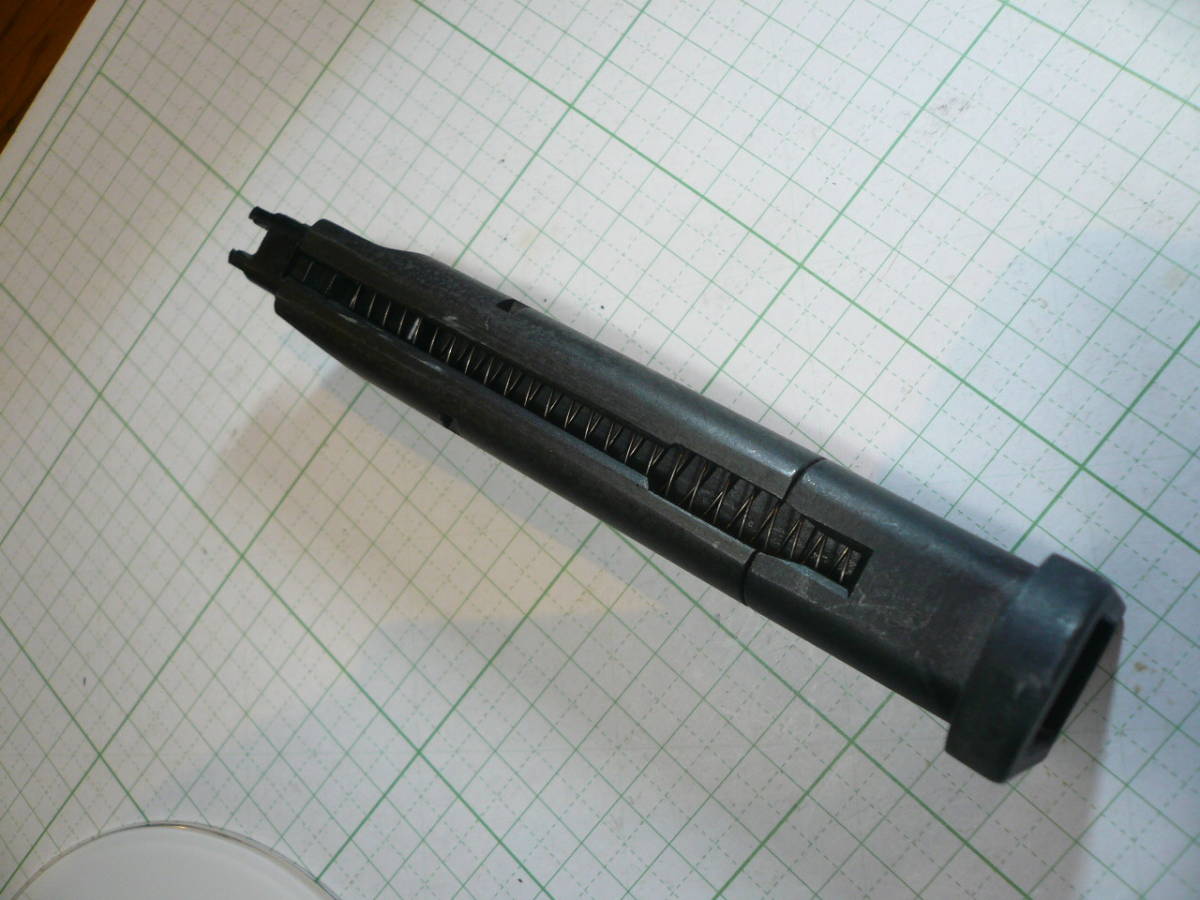 即決有　東京マルイ TOKYOMARUI SIG SAUER　ハンドガンガスブローバック　マガジン　送料320円～