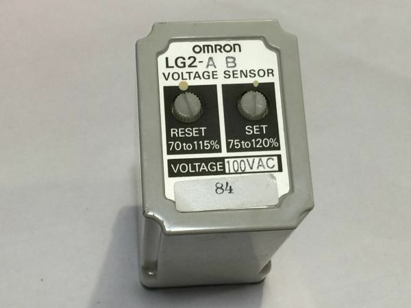 オムロン　電圧センサー　LG2-AB 100VAC VOLTAGE SENSOR CA422PP 9901