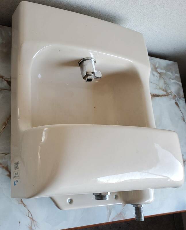 「北海道千歳市 直接引き取り限定」 INAX トイレ用 手洗器 陶器製 AWL-75
