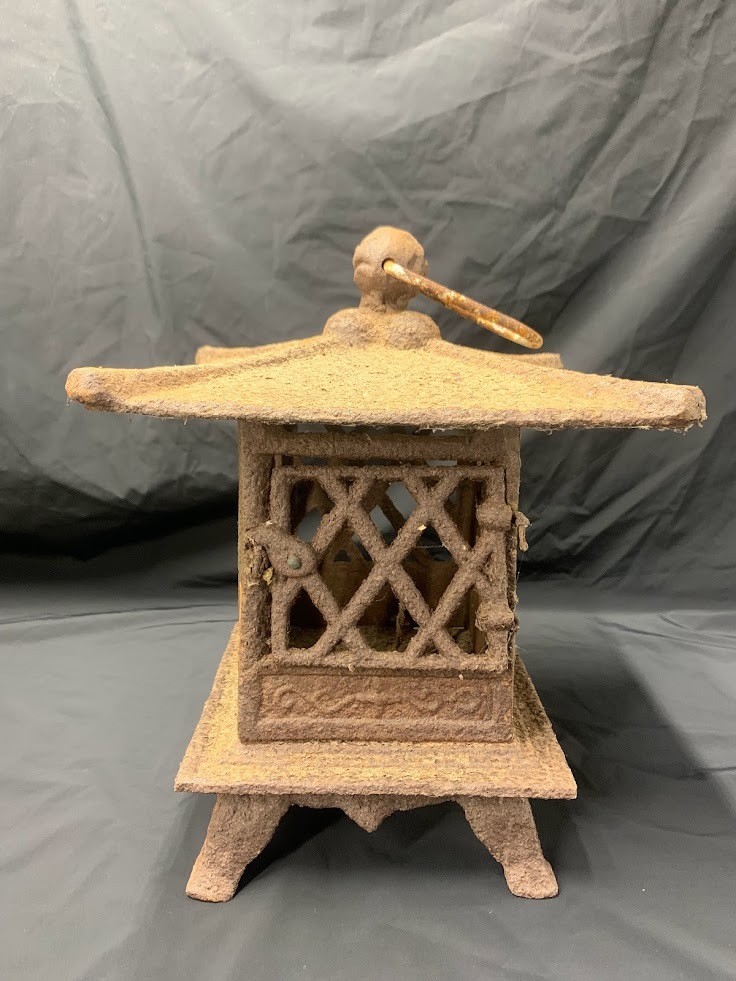 【 レトロ アンティーク 鉄製 灯篭 ② 】鉄灯篭 骨董灯籠 釣灯籠 古鉄 時代物 置灯篭 古美術品