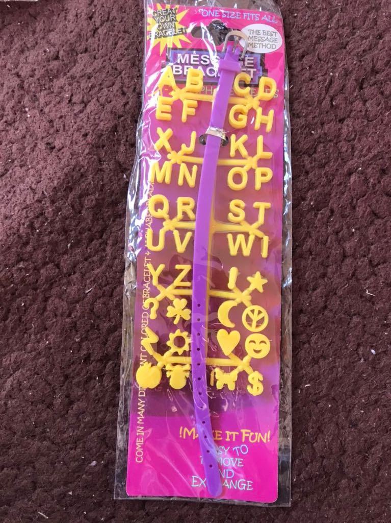 メッセージブレスレット