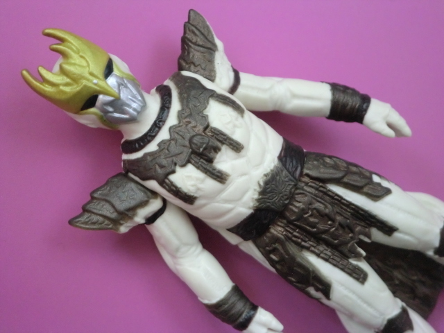 ン・ダグバ・ゼバ　食玩ソフビ／プレイヒーロー／サイズ約１０．５cm/仮面ライダークウガ怪人/商品説明欄全部必読！入札条件＆取引条件厳守