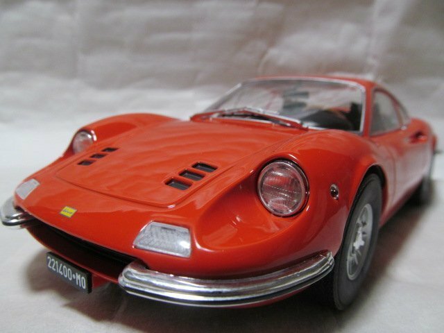 《全国一律送料800円》 ◆超希少 １／１８ フェラーリ ディノ 246GT 橙色 Ferrari Dino