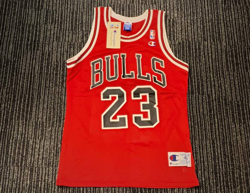 NBA Chicago Bullsシカゴ ブルズ マイケル ジョーダン #23 Michael Jordan Championチャンピオン ビジター 未使用 ユニフォーム／パリ PSG