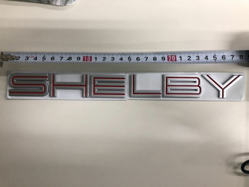 送料込 エンブレム 赤 銀 シルバー レッド SHELBY LOGO シェルビー COBRA ロゴ GT　500 MUSTANG マスタング F-150　SALEEN　RAPTOR