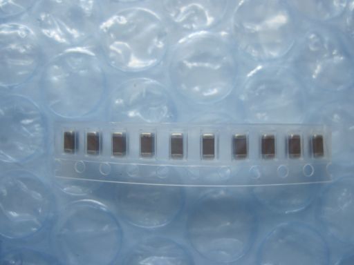 SB05　太陽誘電　TAIYO　YUDEN　積層セラミックコンデンサ　HMK316BJ104KLーT　0.1μF　100 V　未使用品ですが長期保存品　10個セット