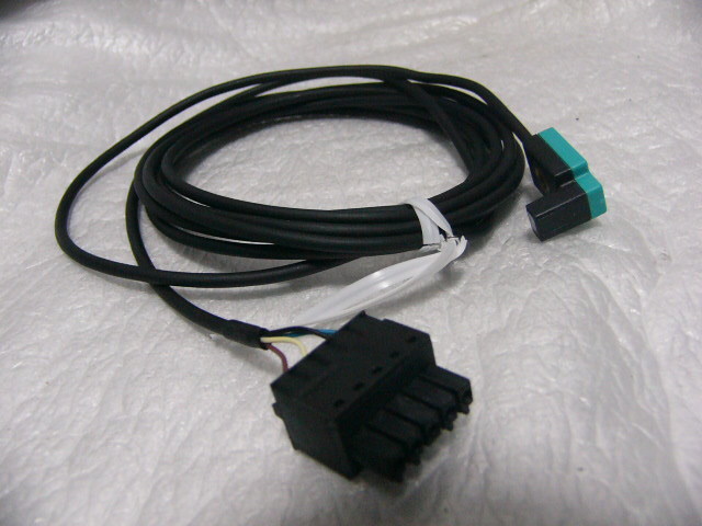 ★未使用★ Pepperl+Fuchs ML10-8-H-3,2-IR/115 バックグラウンド抑制機能付光電センサ 複数有