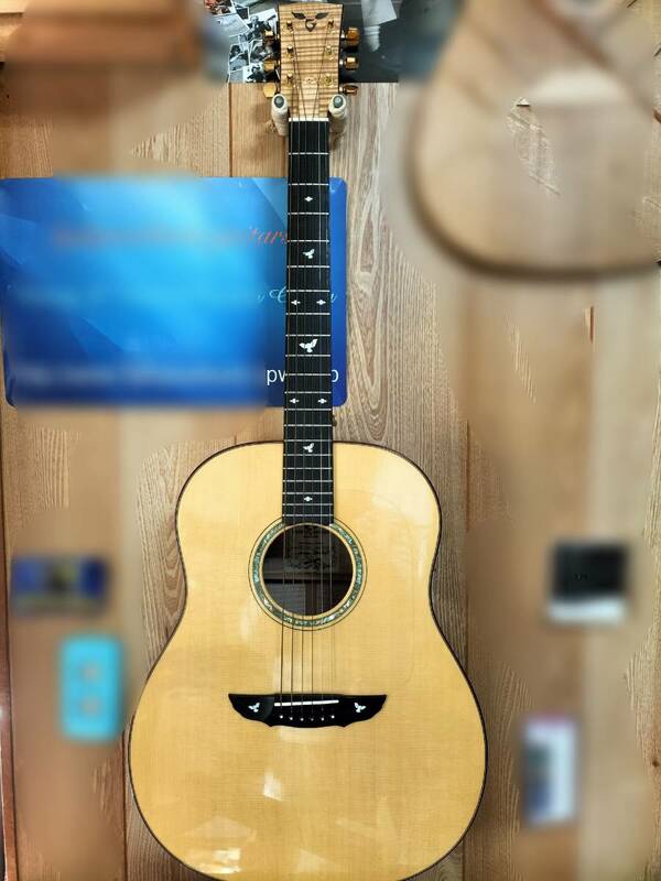 1995年製　ジェームス.グッダール　M732　Hawaii時代の作品 　カーリーメイプル　美品!　高品質ハンドメイドギター　ハードケース付属