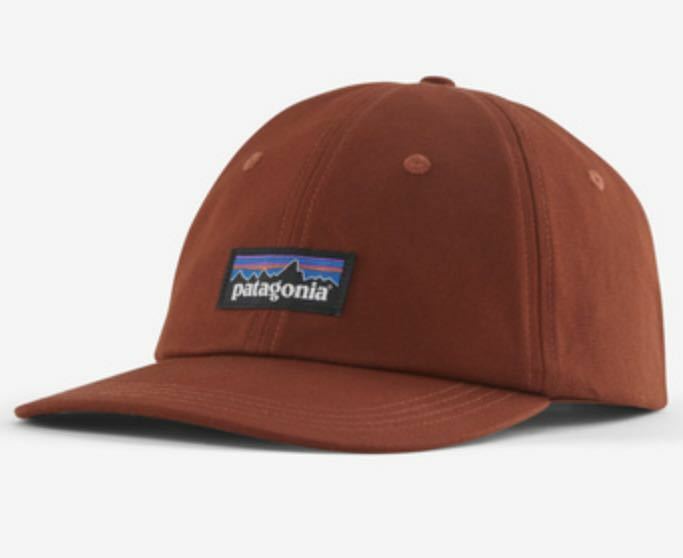 パタゴニア キャップ Patagonia cap 6パネル 新品 トレードcap P-6 label trad cap barn red レンガ色 帽子 hat アウトドアキャップ