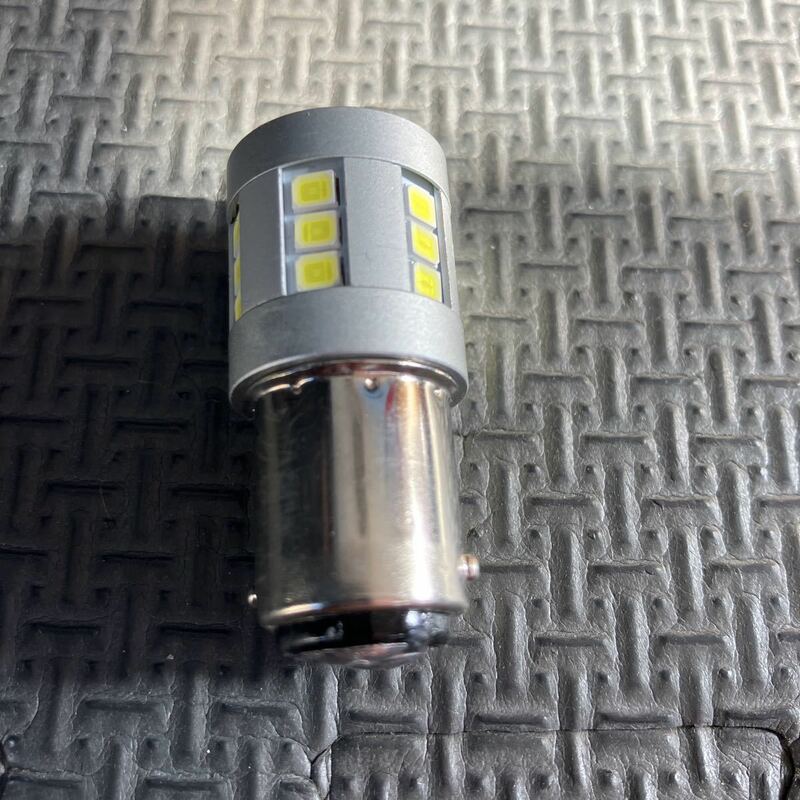 ★中古　ジャンク品　故障　24V LED 電球　船　漁船　室内灯　LEDバルブ ホワイト ダブル WHITE 航海灯　訳あり　格安