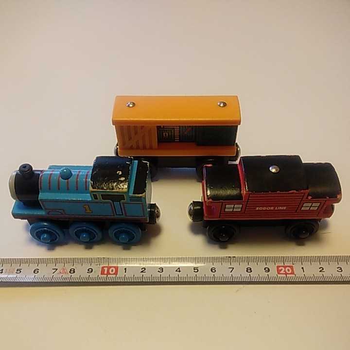 木製レール きかんしゃトーマス ソドー鉄道のカブース SODOR LINE CABOOSE ボックスカー BOX CAR 3点 未チェック 詳細不明 ジャンク扱い 