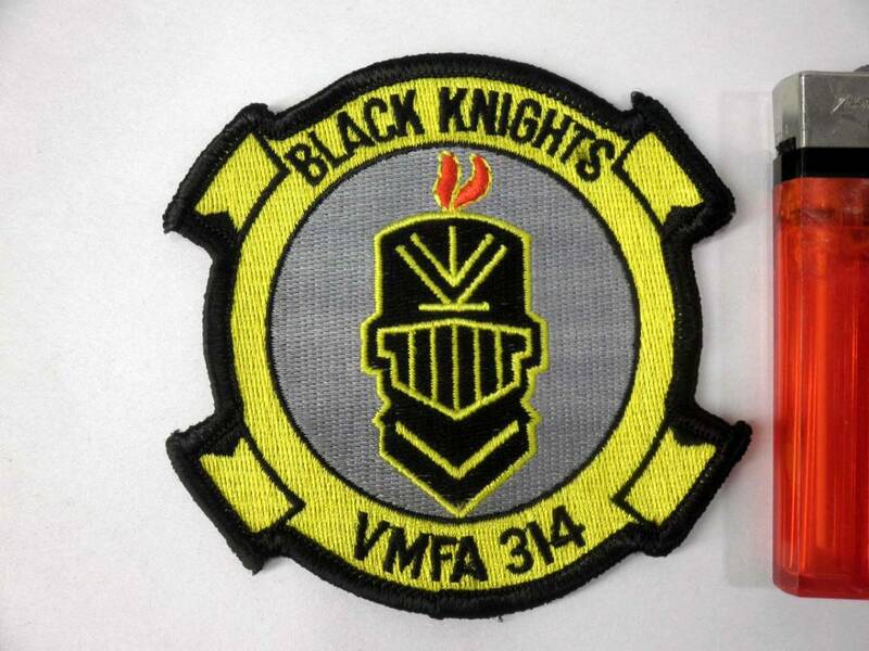 アメリカ海兵隊【VMFA-314/BLACK KNIGHTS スコードロンパッチ】公式？/USMC/戦闘攻撃飛行隊/刺繍/ワッペン/部隊章/未使用・美品