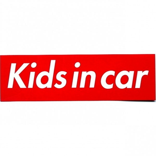 カーステッカー(粘着シール) Kids in car 箱枠 赤　(キッズインカー)