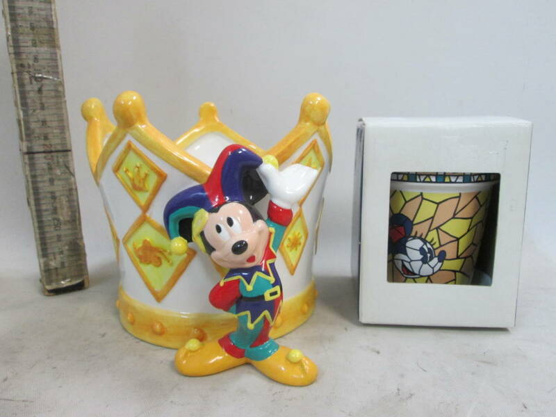 東京ディズニーランドＴＤＬ　ＴＤＳ　ミッキー　15周年記念 ファンタジア　陶器 フィギュア付き＋　プランター 小物入れ２個で　