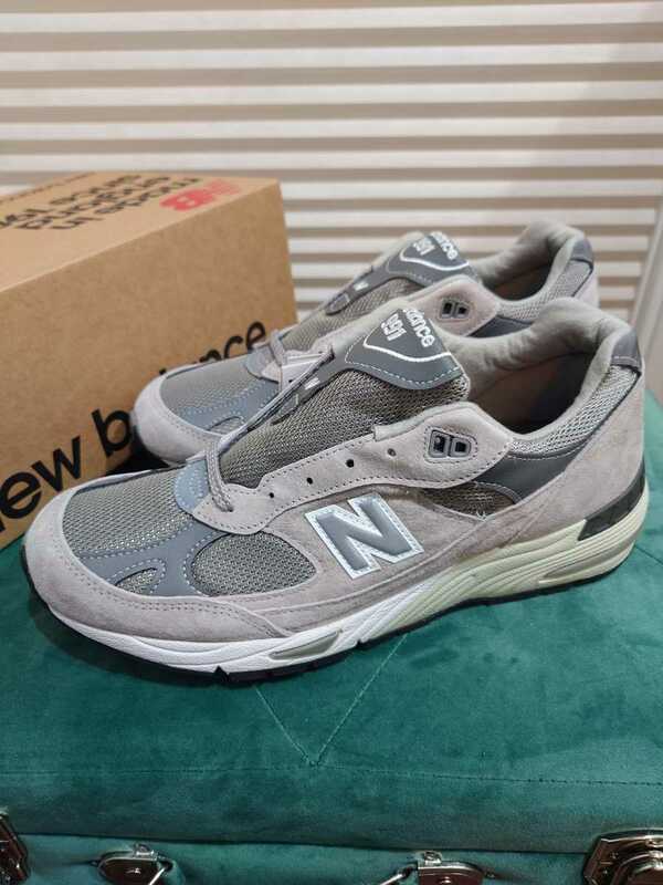 新品! ニューバランス　M991GL　スウェード　グレー　9,5D　27,5　イギリス製　576　991　996　1300　1400　1500　1700　new balance