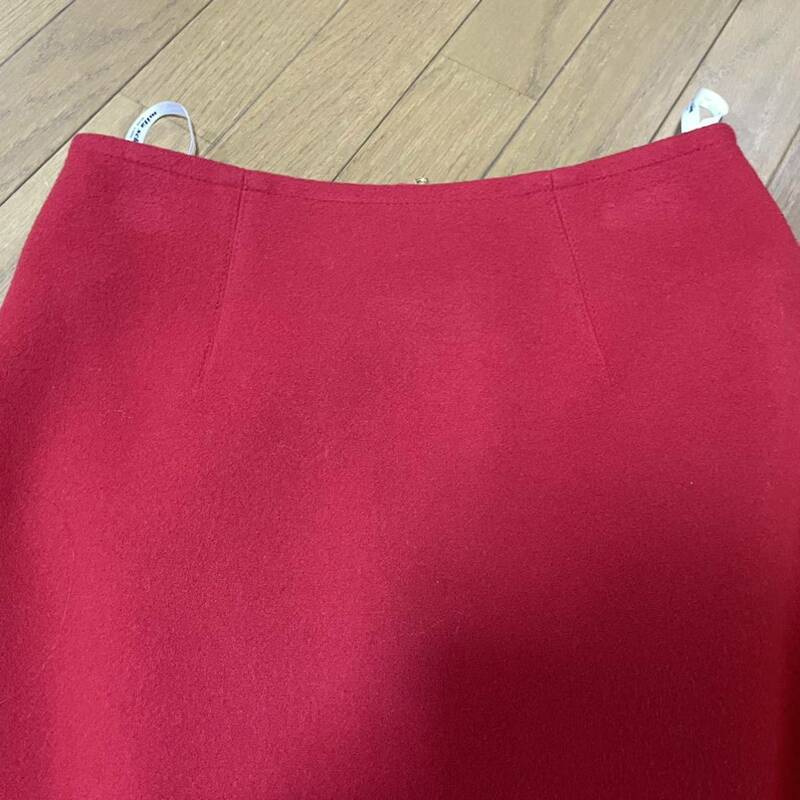 ●milaschonミラショーン朱赤×フリルスカート新品