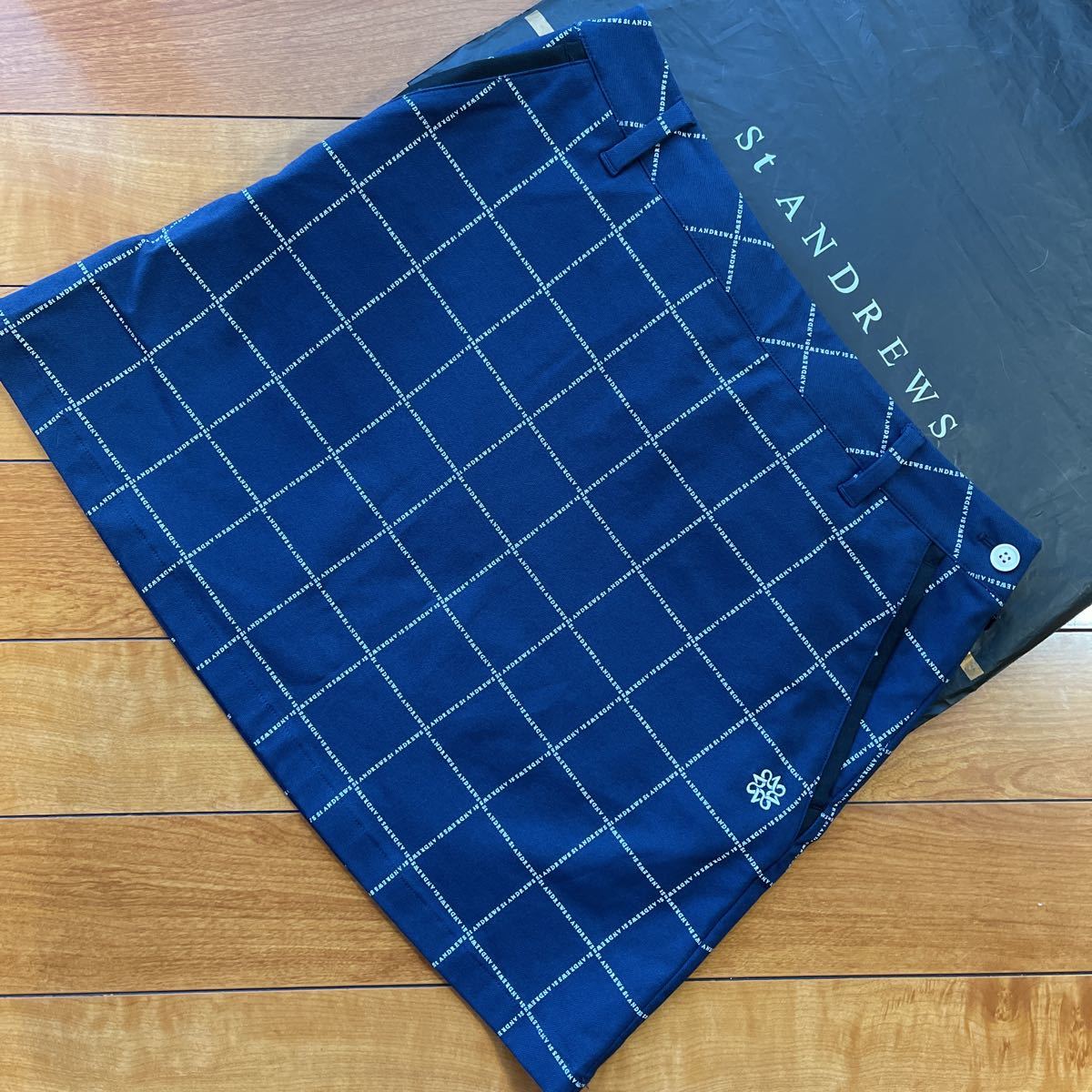 送料無料St ANDREWSセントアンドリュースWOMENS SA格子柄スカート吸水速乾柔らかパワフル弾力性STRETCH Navy(大特価L)1try中古品