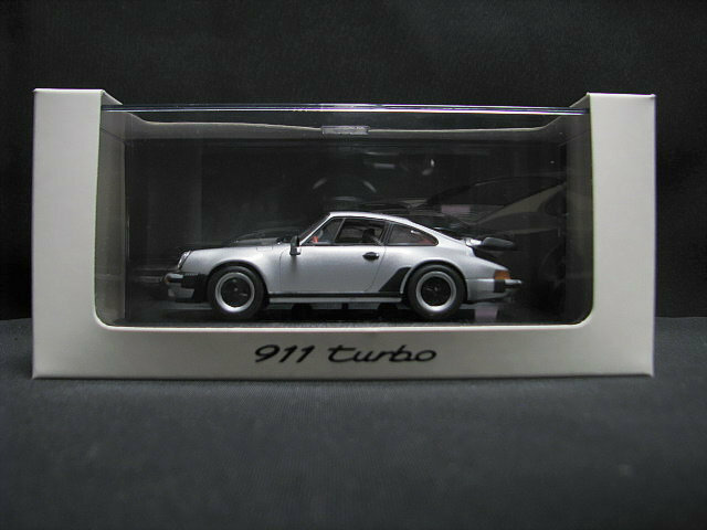 9. 未展示 ミニチャンプス 1/43　ポルシェ 911 ターボ Typ 930　シルバー　Minichamps Porsche 